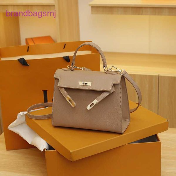 original designer handbags hermm small bag women's 2023 new internet red ins versatile fashion korean handheld one shoulder crossbody k
original designer handbags hermm small bag women's 2023 new internet red ins versatile fashion korean handheld one shoulder crossbody k