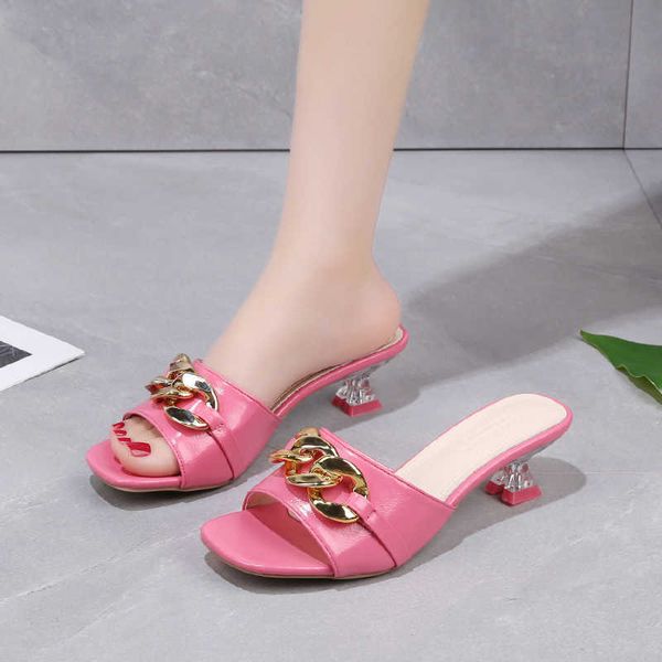 slippers chinelos femininos mules slides sapatos femininos salto claro sandlias com corrente saltos finos dedo do p aberto ao ar livre calad, Black
slippers chinelos femininos mules slides sapatos femininos salto claro sandlias com corrente saltos finos dedo do p aberto ao ar livre calad, Black