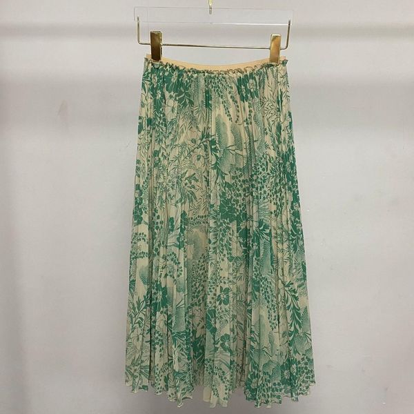 dresses 2022 spring and summer new fashion elegant flower print pleated elastic waist medium length skirt pleated skirt women, White;black
dresses 2022 spring and summer new fashion elegant flower print pleated elastic waist medium length skirt pleated skirt women, White;black