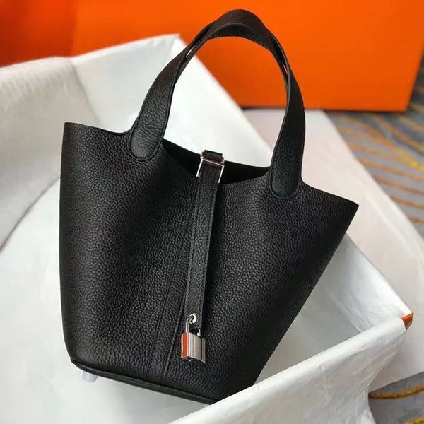 evening bags women's luxury handbag vegetable basket one-shoulder women's bag large-capacity lychee grain leather bucket bag 23042
evening bags women's luxury handbag vegetable basket one-shoulder women's bag large-capacity lychee grain leather bucket bag 23042