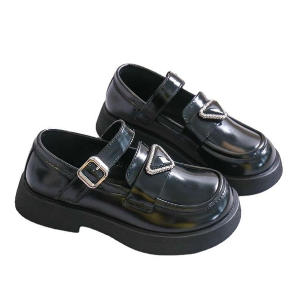 sneakers baby shoes kids casual footwear fall boys girls fashion rhinestone leather e6163, Black;red
sneakers baby shoes kids casual footwear fall boys girls fashion rhinestone leather e6163, Black;red