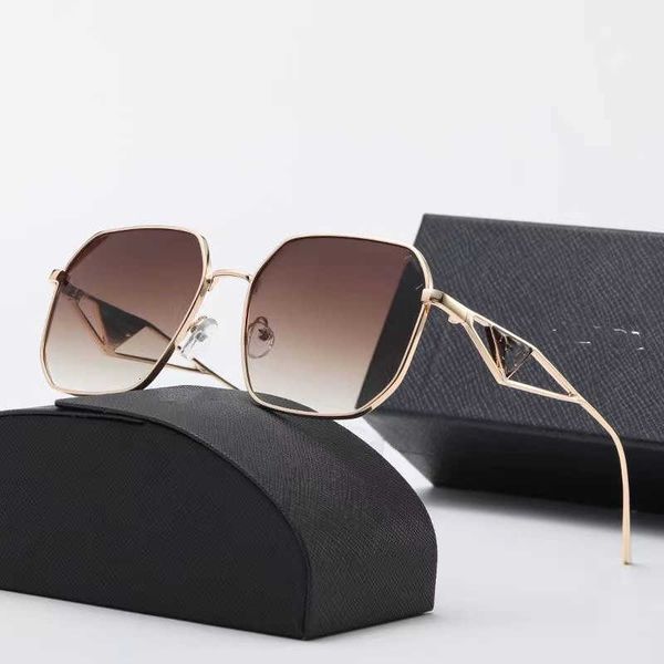 new fashion sunglasses metal men's and women's large frame trend business tourism anti glare glasses logo, White;black
new fashion sunglasses metal men's and women's large frame trend business tourism anti glare glasses logo, White;black