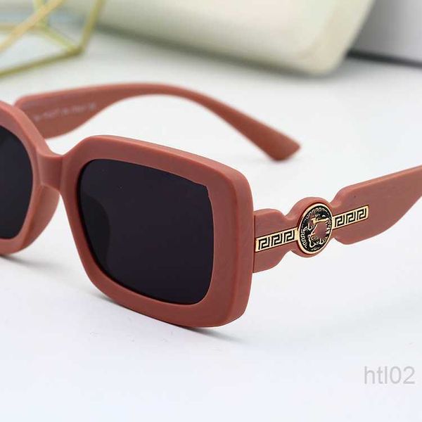 designer versage vercace sunglass mens womens sunglasses vintage large frame personalized for men and women simple trend thick frame thick l, White;black
designer versage vercace sunglass mens womens sunglasses vintage large frame personalized for men and women simple trend thick frame thick l, White;black
