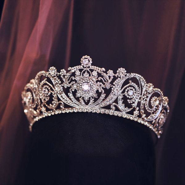 selling zircon bridal crowns in europe and america, hollowed out atmosphere, travel pgraphy style, crown alloy diamond wedding headwear, Silver
selling zircon bridal crowns in europe and america, hollowed out atmosphere, travel pgraphy style, crown alloy diamond wedding headwear, Silver