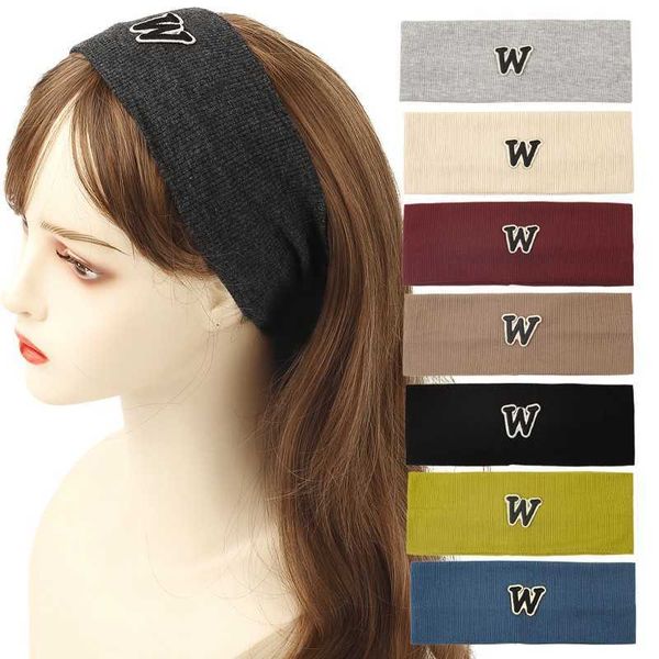 headbands new spring autumn w letter daily allmatch knitted bandanas hair band headband hairbands for women hair accessories j230502, Silver
headbands new spring autumn w letter daily allmatch knitted bandanas hair band headband hairbands for women hair accessories j230502, Silver