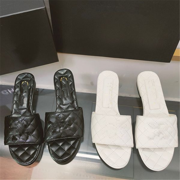 2023 summer new designer women's slippers wearing flat sandals outside the beach simple and comfortable fashion women's shoes, Black
2023 summer new designer women's slippers wearing flat sandals outside the beach simple and comfortable fashion women's shoes, Black