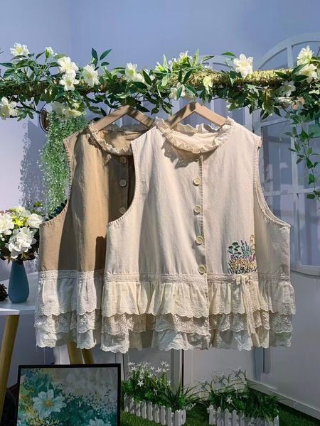 vests spring summer new sweet embroidered vest women single breasted sleeveless 922911, Black;white
vests spring summer new sweet embroidered vest women single breasted sleeveless 922911, Black;white