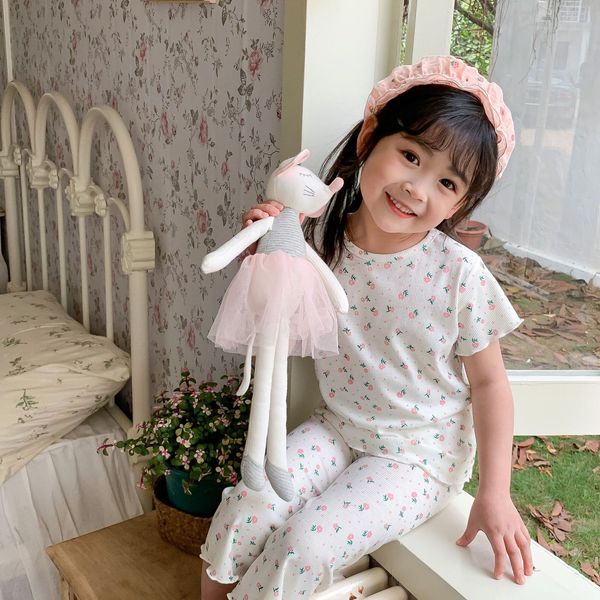 pajamas children clothing fashionable homewear korean style summer boys and girls baby floral thin comfortable pajamas set 230503, Blue;red
pajamas children clothing fashionable homewear korean style summer boys and girls baby floral thin comfortable pajamas set 230503, Blue;red