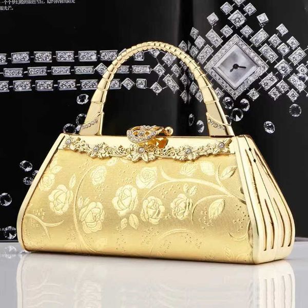 evening bags golden metal day clutch printed lady fashion diamonds luxury female handbags for party purse 230427
evening bags golden metal day clutch printed lady fashion diamonds luxury female handbags for party purse 230427