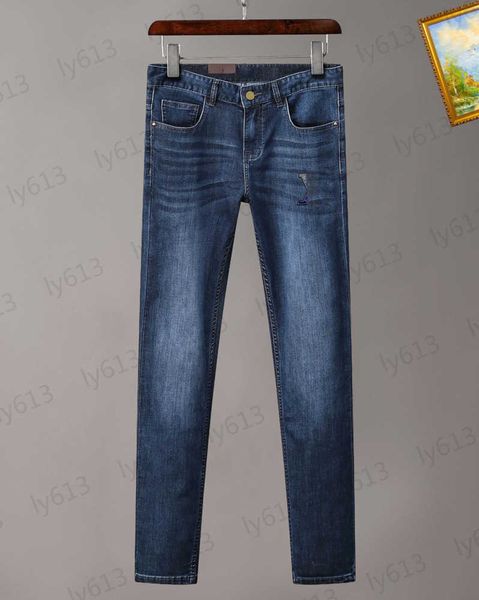 fashion designer mens jeans clothes spring summer luxury trendy retro versatile slim fitting straight tube deep blue stretch denim pants mal
fashion designer mens jeans clothes spring summer luxury trendy retro versatile slim fitting straight tube deep blue stretch denim pants mal