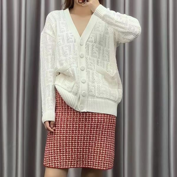 spring womens knits designer high-end f letter embodying luxury hollowed out women's translucent v-neck cardigan, White
spring womens knits designer high-end f letter embodying luxury hollowed out women's translucent v-neck cardigan, White