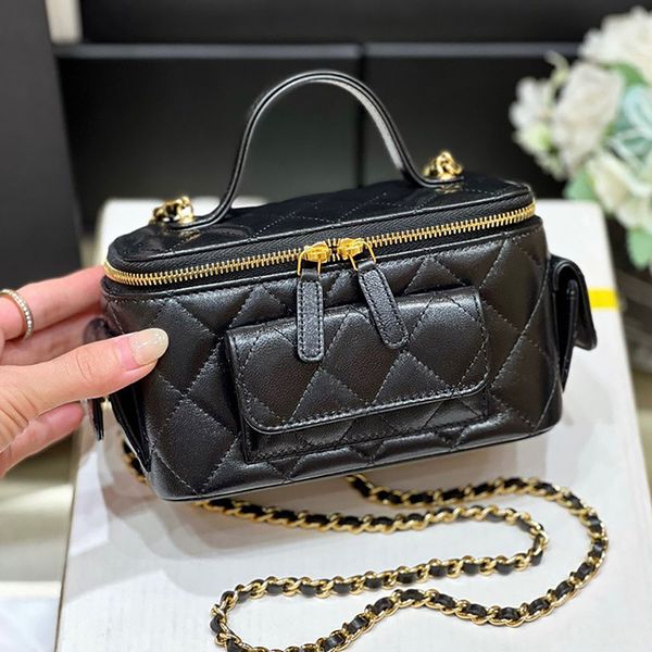 luxury crossbody bag designer chain bag handbag 17cm sheepskin shoulder bags level replication evening bag with box ch122
luxury crossbody bag designer chain bag handbag 17cm sheepskin shoulder bags level replication evening bag with box ch122