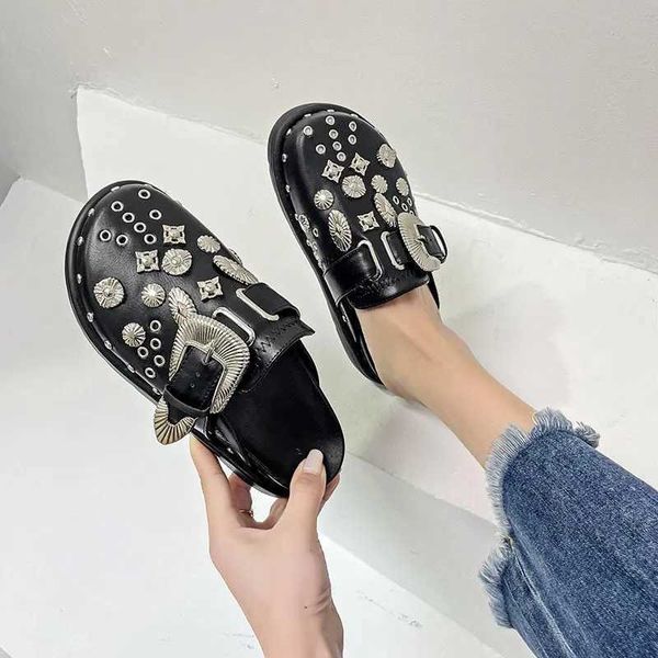 summer women slippers platform punk rock leather mules creative metal fittings casual party shoes female outdoor slides t221209, Black
summer women slippers platform punk rock leather mules creative metal fittings casual party shoes female outdoor slides t221209, Black