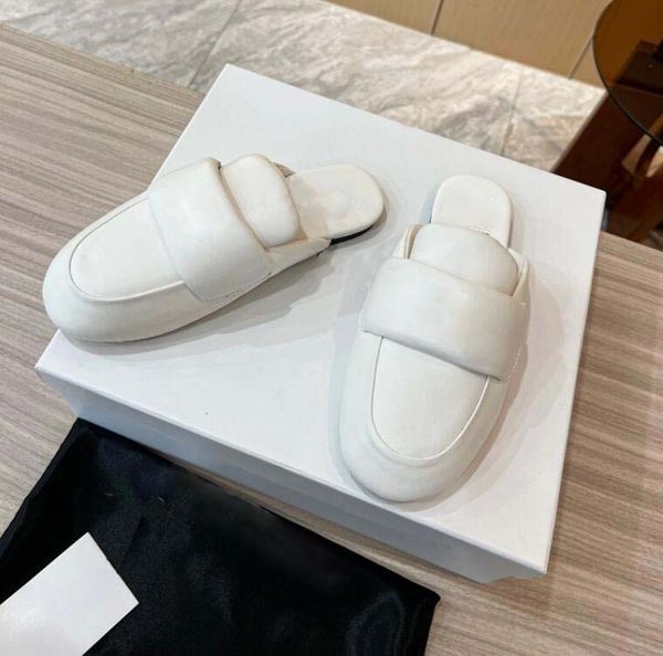 womens designer slippers pattern summer flat bottom letter sandal slipper flip flops luxury flat solid colorwomen outdoor beach sandals, Black
womens designer slippers pattern summer flat bottom letter sandal slipper flip flops luxury flat solid colorwomen outdoor beach sandals, Black