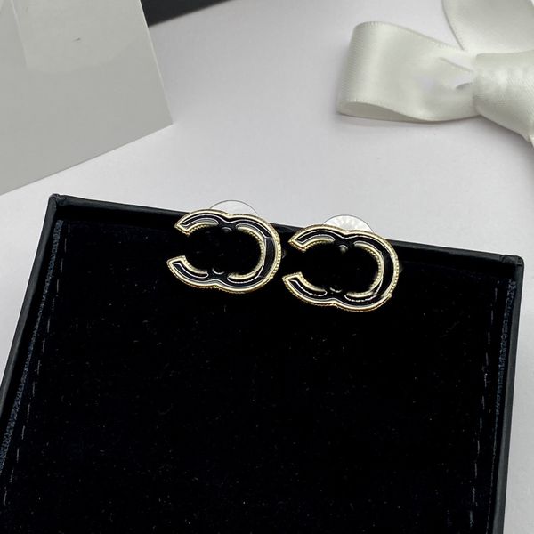 luxury letter c earring fashion designer ccity stud earing for lady women party jewelry pearl gold earrings wedding engagement woman gift hy, Golden;silver
luxury letter c earring fashion designer ccity stud earing for lady women party jewelry pearl gold earrings wedding engagement woman gift hy, Golden;silver