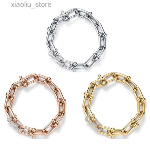 bracelets tiff designer u-shaped joint surround chain inlaid with diamond vintage metal texture horseshoe shaped girlfriend holiday birthday, Golden;silver
bracelets tiff designer u-shaped joint surround chain inlaid with diamond vintage metal texture horseshoe shaped girlfriend holiday birthday, Golden;silver