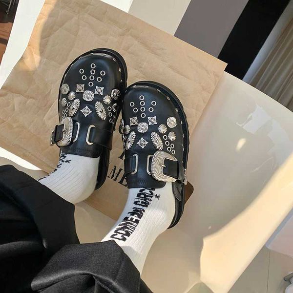 chic slippers summer women platform rivets punk rock leather mules creative metal fittings casual party shoes female outdoor slides 22166, Black
chic slippers summer women platform rivets punk rock leather mules creative metal fittings casual party shoes female outdoor slides 22166, Black