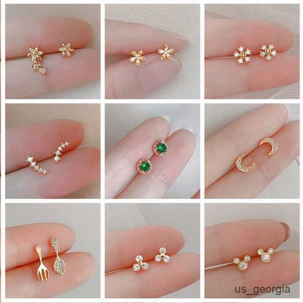stud new cute mini moon crystal stud earrings for women flower helix lobe teen prevent allergy ear jewelry, Golden;silver
stud new cute mini moon crystal stud earrings for women flower helix lobe teen prevent allergy ear jewelry, Golden;silver