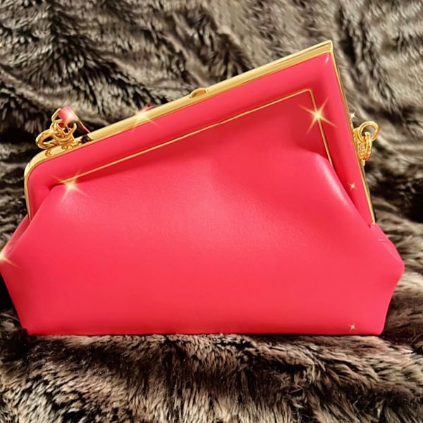 designer luxury clutch bags 10a lady tabby shoulder pink bag crossbody polene patent leather small purse classic tote handbag women's m
designer luxury clutch bags 10a lady tabby shoulder pink bag crossbody polene patent leather small purse classic tote handbag women's m