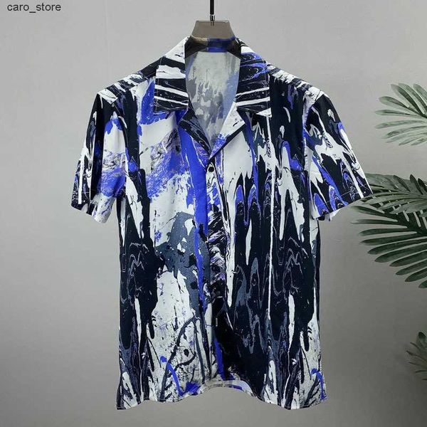 men's casual shirts 2022 abstract art print shirt for men short sleeve slim casual shirt social streetwear business formal dress shirt, White;black
men's casual shirts 2022 abstract art print shirt for men short sleeve slim casual shirt social streetwear business formal dress shirt, White;black