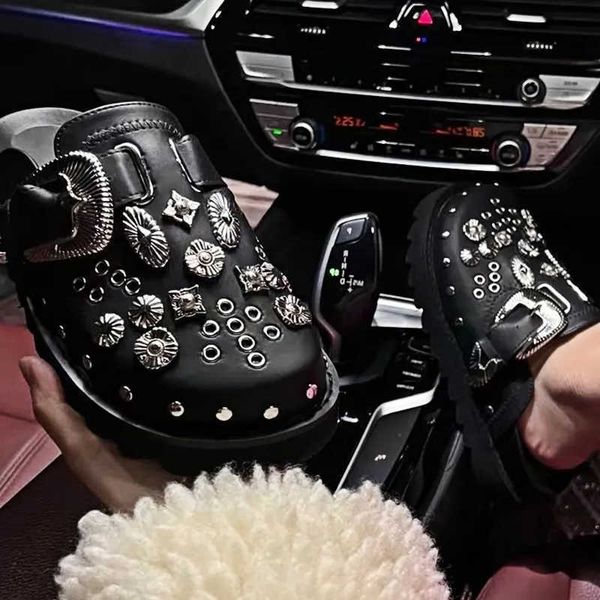 summer women slippers platform rivets punk rock leather mules creative metal fittings casual party shoes female outdoor slides 230202, Black
summer women slippers platform rivets punk rock leather mules creative metal fittings casual party shoes female outdoor slides 230202, Black