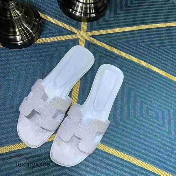shoe woman slipper beach 2023 version h women's outerwear orans wear hig genuine leater sandal spring/summer casual type flip flops abm
shoe woman slipper beach 2023 version h women's outerwear orans wear hig genuine leater sandal spring/summer casual type flip flops abm