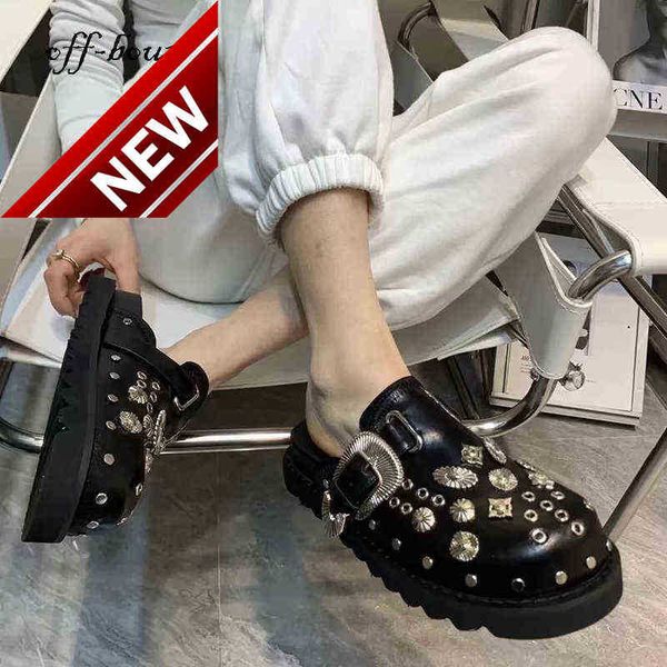 sandals 2022 summer women shoes punk metal rivet charms black pu mules slip on outdoor platform modern slippers casual for 220623
sandals 2022 summer women shoes punk metal rivet charms black pu mules slip on outdoor platform modern slippers casual for 220623