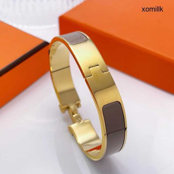 designer h 12mm letter bracelets bangle luxury gold buckle enamel womens mens jewelry size 17/19 birthday christmas gift cll xoqc tgty, Black
designer h 12mm letter bracelets bangle luxury gold buckle enamel womens mens jewelry size 17/19 birthday christmas gift cll xoqc tgty, Black