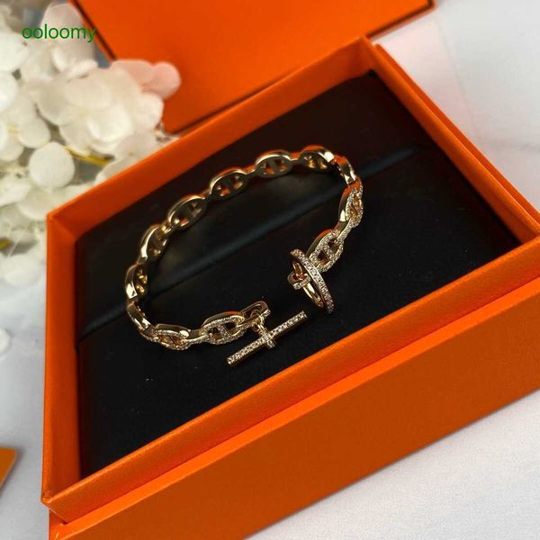 hemres designer bracelet hollow out pig nose bracelet fashion style s925 sterling silver gold plated diamond set fpzm, Black
hemres designer bracelet hollow out pig nose bracelet fashion style s925 sterling silver gold plated diamond set fpzm, Black
