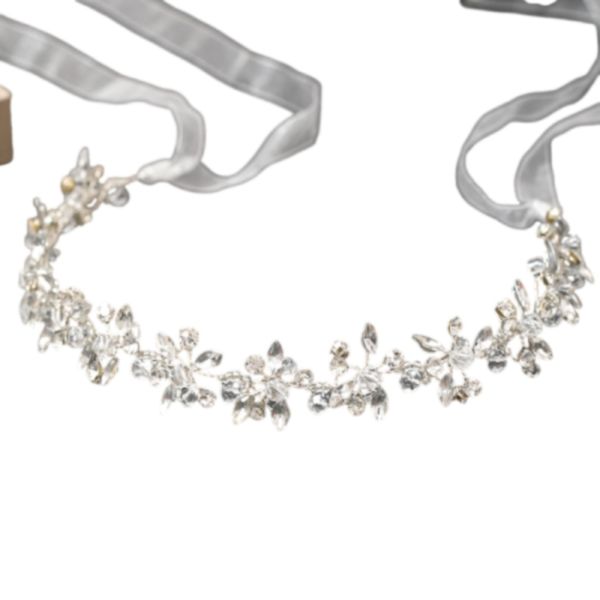 the latest handmade crystal rhinestone hairband in 2023, paired with gauze headwear, hair accessories, dresses, dinner, and hairstyle access, Silver
the latest handmade crystal rhinestone hairband in 2023, paired with gauze headwear, hair accessories, dresses, dinner, and hairstyle access, Silver