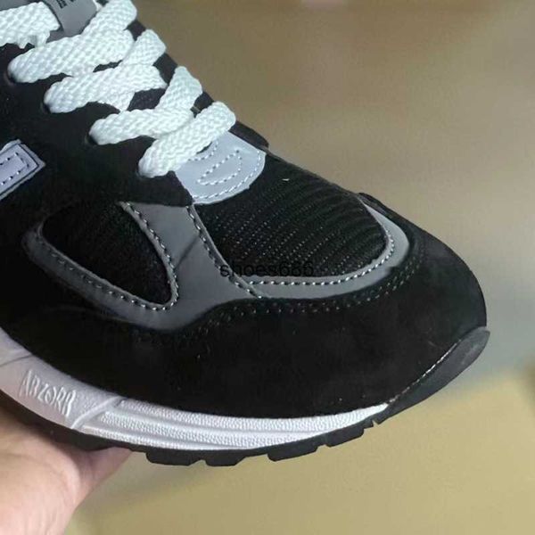 nb990v2 yuanzu grey men's shoe presidential jogging shoe women's shoe 990v2 navy blue black sports running shoe 
nb990v2 yuanzu grey men's shoe presidential jogging shoe women's shoe 990v2 navy blue black sports running shoe