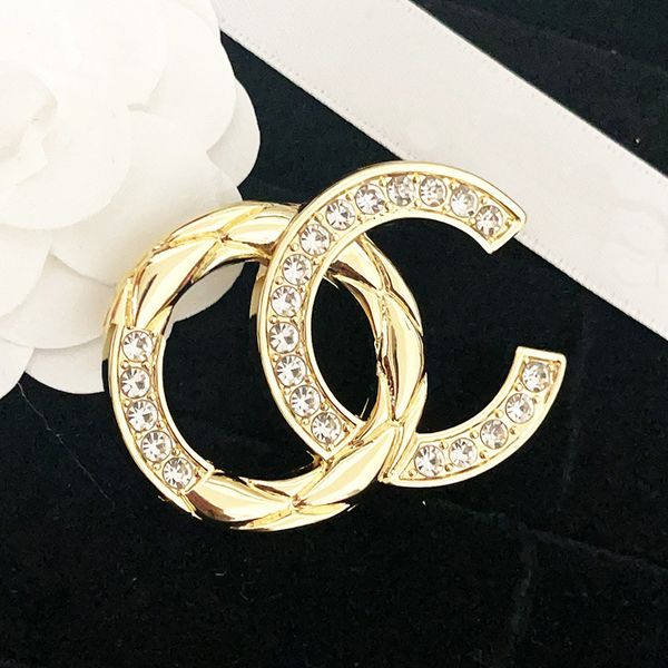 luxury letter designer brooch elegant style brandd pins brooches for women girl wedding party gift jewelry accessorie, Gray
luxury letter designer brooch elegant style brandd pins brooches for women girl wedding party gift jewelry accessorie, Gray