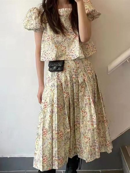 dress women lace trim square collar floral print short blouse pleated midi skirt set puff sleeve ladies sweet fashion shirt long jupes, White
dress women lace trim square collar floral print short blouse pleated midi skirt set puff sleeve ladies sweet fashion shirt long jupes, White