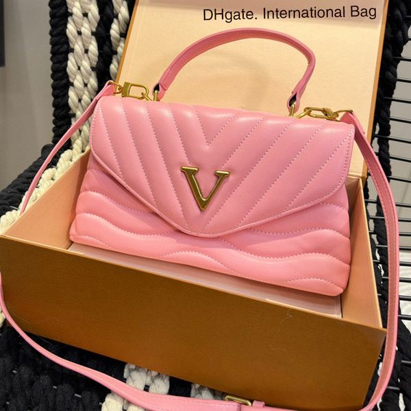 wave handbag new travel bag for women designer shoulder bag crossbody bags messenger bag with customized hardware and adjustable or detachab
wave handbag new travel bag for women designer shoulder bag crossbody bags messenger bag with customized hardware and adjustable or detachab
