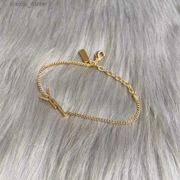 charm bracelets fashion gold charm bracelets for women party wedding lovers gift engagement jewelry with box nrj, Golden;silver
charm bracelets fashion gold charm bracelets for women party wedding lovers gift engagement jewelry with box nrj, Golden;silver