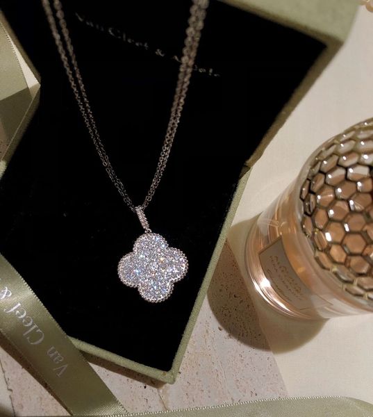 fashion classic4/four leaf clover necklaces pendants mother-of-pearl stainless steel plated 18k for women&girl valentine's mother', Silver
fashion classic4/four leaf clover necklaces pendants mother-of-pearl stainless steel plated 18k for women&girl valentine's mother', Silver