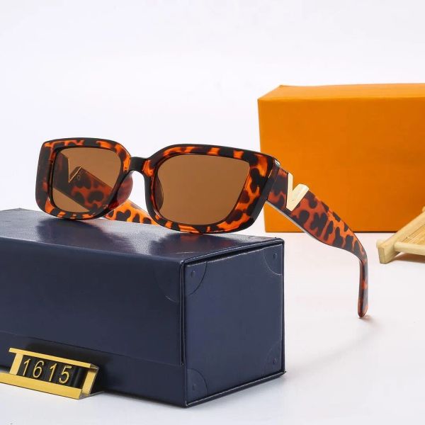 new summer women sunglasses man woman fashion glasses retro small square frame design uv400 1615, White;black
new summer women sunglasses man woman fashion glasses retro small square frame design uv400 1615, White;black