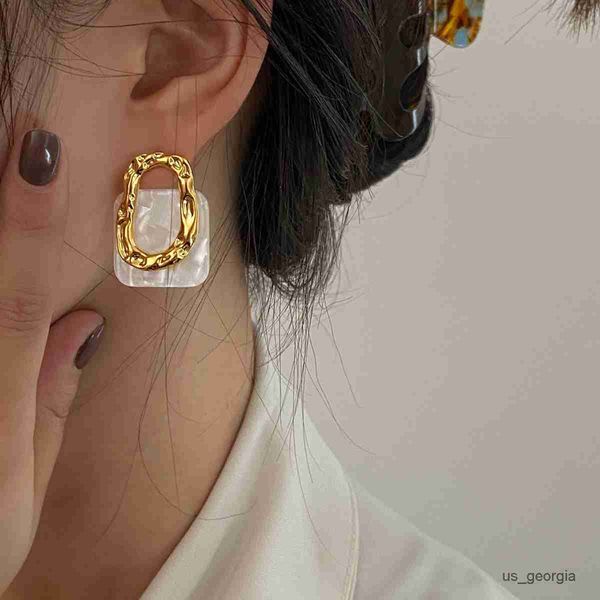 stud resin geometric square hanging stud earrings new fashion hollow metal trendy earrings jewelry gift, Golden;silver
stud resin geometric square hanging stud earrings new fashion hollow metal trendy earrings jewelry gift, Golden;silver