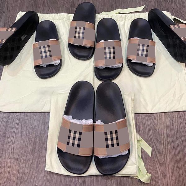 2023 luxury woman designer slipper vintage man sandal check slide italian-crafted shoeprinted flat flip flops casual platform chain rubber, Black
2023 luxury woman designer slipper vintage man sandal check slide italian-crafted shoeprinted flat flip flops casual platform chain rubber, Black