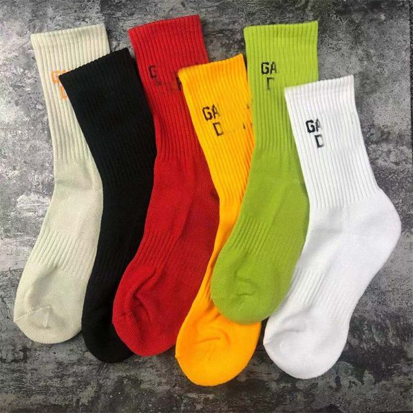 socks galle d graffiti alphabet street art solid color cotton towel bottoming sports socks for men and women, Black
socks galle d graffiti alphabet street art solid color cotton towel bottoming sports socks for men and women, Black