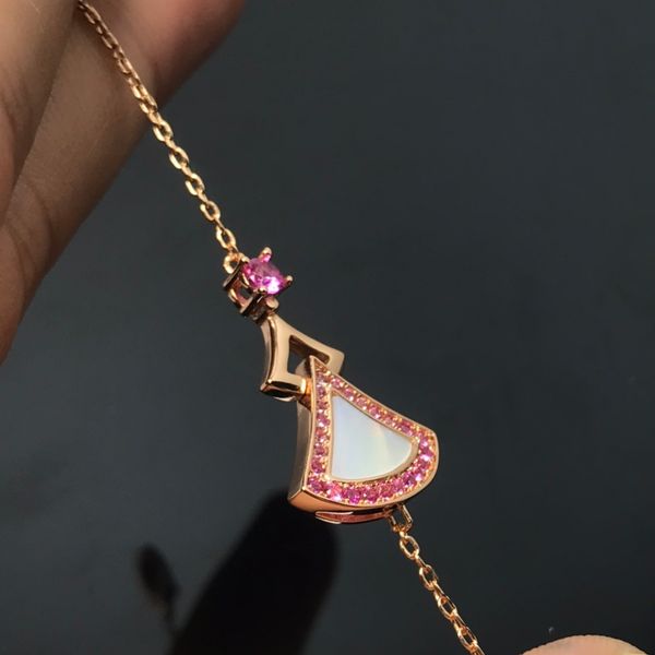 light luxury small dress bracelet in sterling silver with 18ct rose gold plated white mother of pearl set with pink diamonds ladies matching, Black
light luxury small dress bracelet in sterling silver with 18ct rose gold plated white mother of pearl set with pink diamonds ladies matching, Black