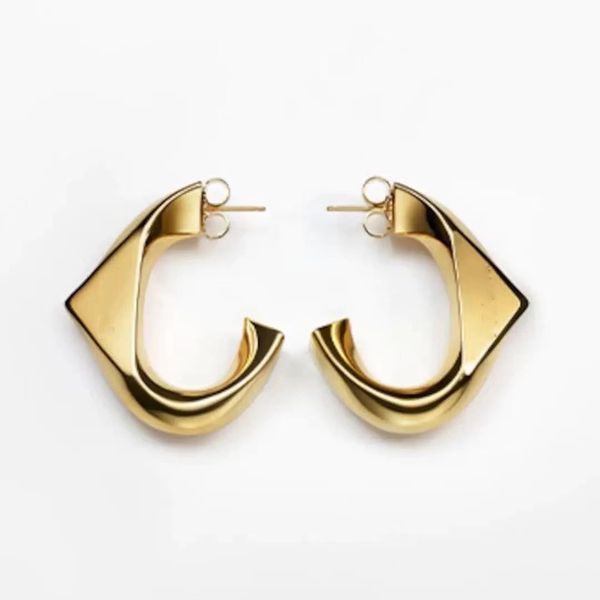 2023 triangle letter p stud earring prad fashion personality jewelry accessories for gift party ap1u, Golden;silver
2023 triangle letter p stud earring prad fashion personality jewelry accessories for gift party ap1u, Golden;silver