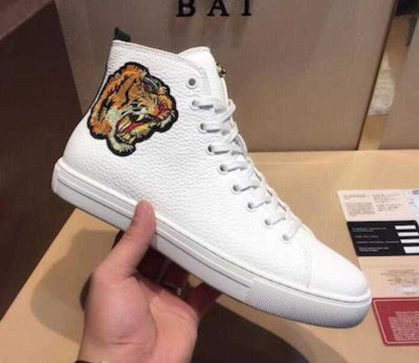 sneaker ggs''gg men designer sneakers tiger high-sneaker printed genuine dragon leather boots with angry cat for men women size 35
sneaker ggs''gg men designer sneakers tiger high-sneaker printed genuine dragon leather boots with angry cat for men women size 35