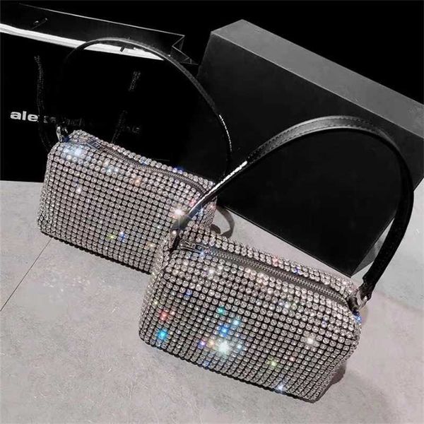evening bags new rhinestone handbag for women diamonds shoulder purse ladies female crossbody shining diamond 230427
evening bags new rhinestone handbag for women diamonds shoulder purse ladies female crossbody shining diamond 230427