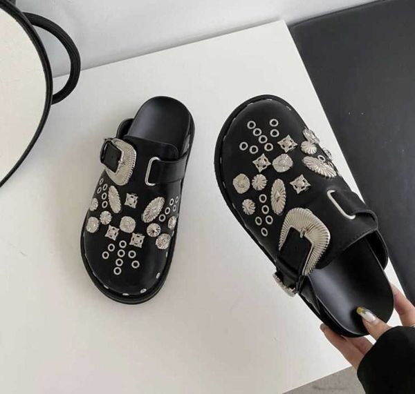 summer women slippers platform punk rock leather mules creative metal fittings casual party shoes female outdoor slides11, Black
summer women slippers platform punk rock leather mules creative metal fittings casual party shoes female outdoor slides11, Black