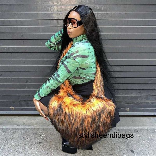 stylisheendibags shoulder bags faux fur winter women handbags cute plush ladies heart shaped shoulder bag cute female clutch purse love hand
stylisheendibags shoulder bags faux fur winter women handbags cute plush ladies heart shaped shoulder bag cute female clutch purse love hand