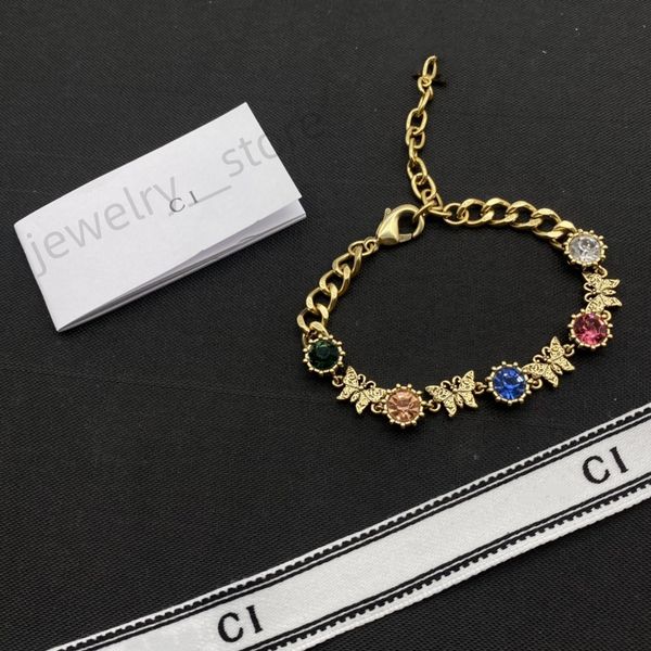 2023 women's bracelet designer luxury gold heart-shaped pearl crystal gold double v letter 925s silver jewelry classic g02
2023 women's bracelet designer luxury gold heart-shaped pearl crystal gold double v letter 925s silver jewelry classic g02