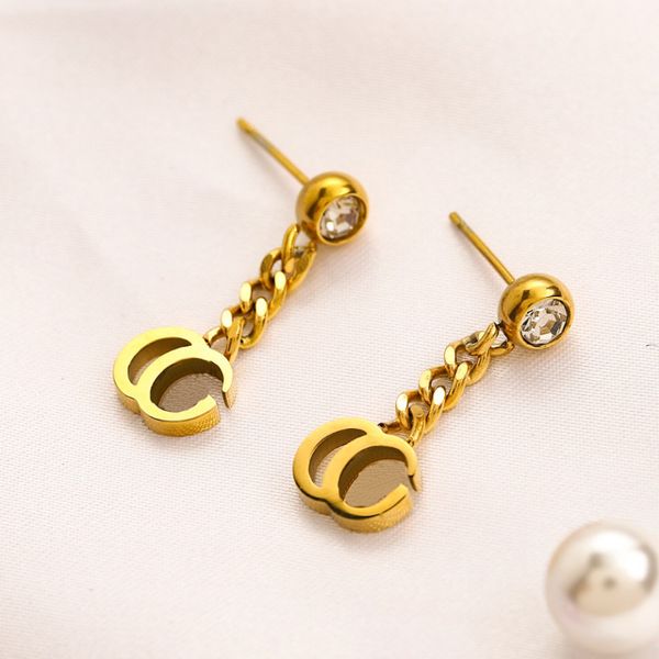 2023 new letter stud earrings gold diamond dangle earring women love jewelry classic design premium accessories jewelry wholesale, Golden;silver
2023 new letter stud earrings gold diamond dangle earring women love jewelry classic design premium accessories jewelry wholesale, Golden;silver