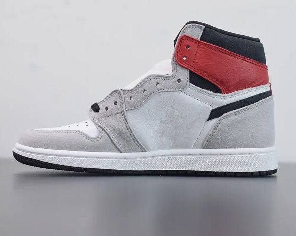 new release 1s high basketball shoe 1 high og 1s light smoke grey mens womens red white greys sports sneakers quality
new release 1s high basketball shoe 1 high og 1s light smoke grey mens womens red white greys sports sneakers quality