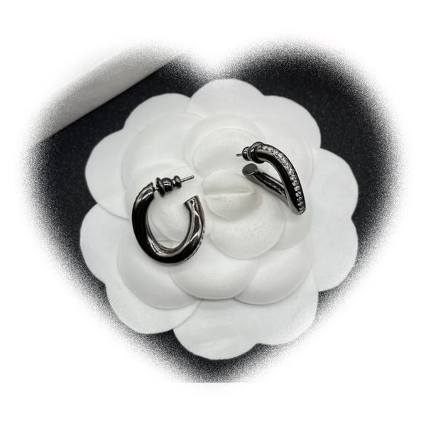 luxury stud earrings woman fashion designer 18k gold black c letter jewelry charming wedding gifts designer jewelry dropshipping, Golden;silver
luxury stud earrings woman fashion designer 18k gold black c letter jewelry charming wedding gifts designer jewelry dropshipping, Golden;silver